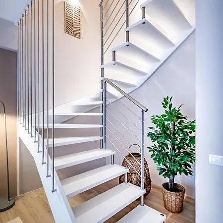 Yid Quiet With Garden Close To Florence شقة