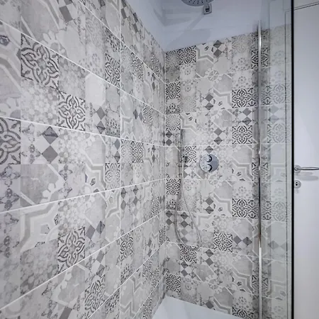 Yid Quiet With Garden Close To Florence شقة *